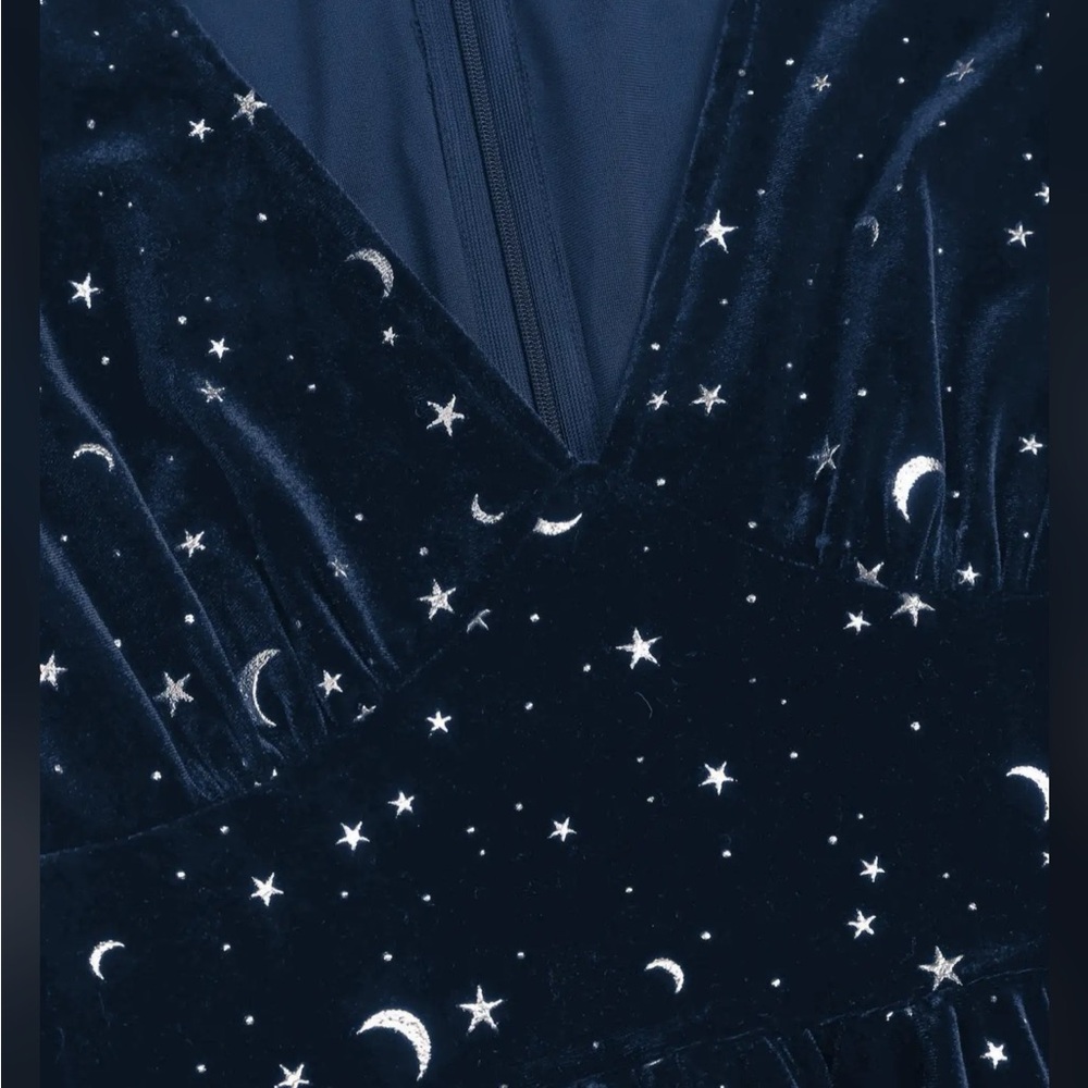 Cider VELVET V-NECK STAR & MOON PATTERN BELL SLEEVE ROMPER XS CC15-16 - Picture 6 of 6
